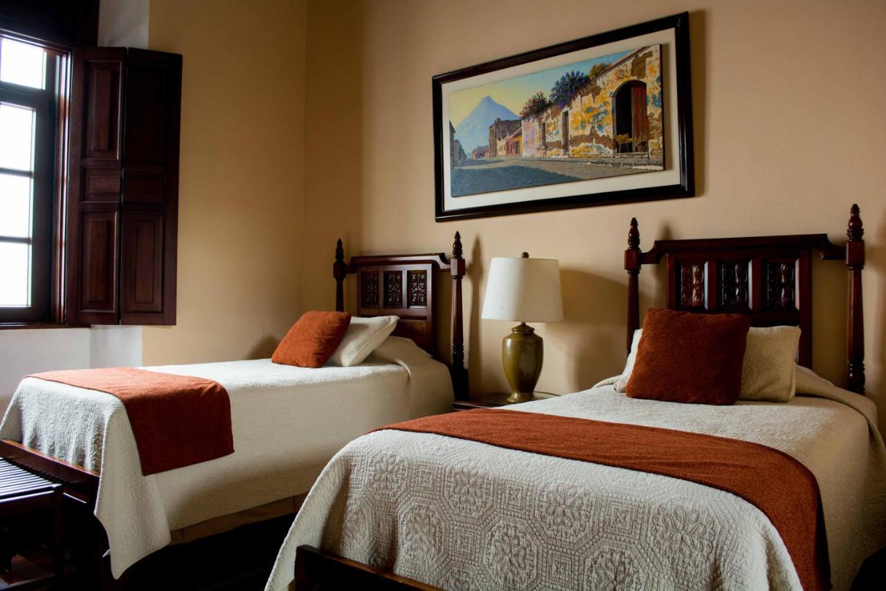 Hotel Aurora Antigua Екстериор снимка